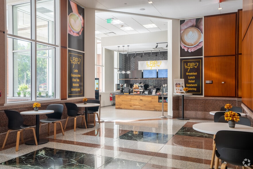 More Photos Of 1 Town Center Rd, Boca Raton Office For Lease