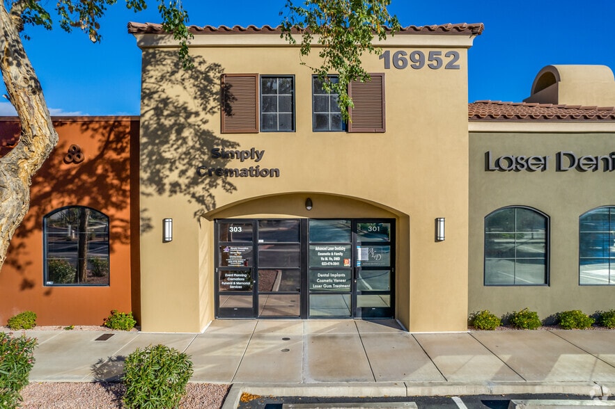 More Photos Of 16952 W Bell Rd, Surprise Medical For Lease