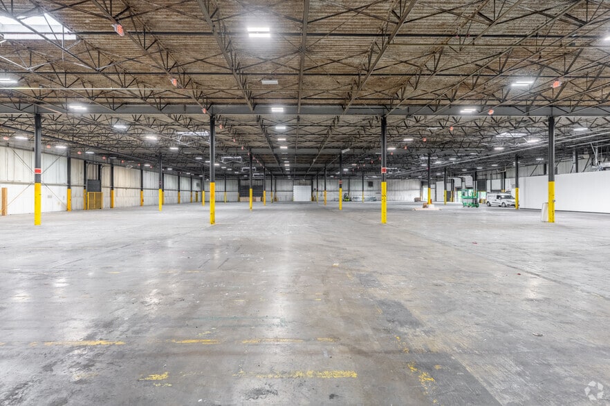 More Photos Of 6750 Santa Barbara Ct, Elkridge Warehouse For Lease