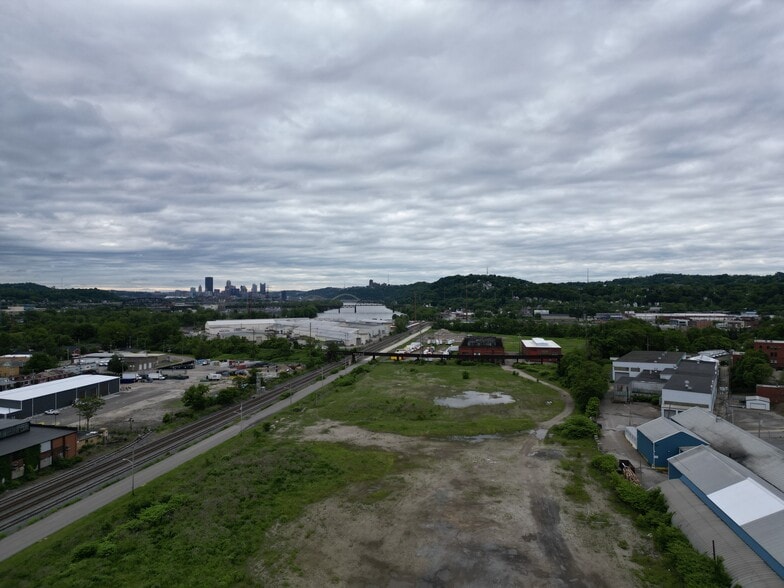 Primary Photo Of Angelina & Intermodal Way @ Intermodal Way, McKees Rocks Land For Sale