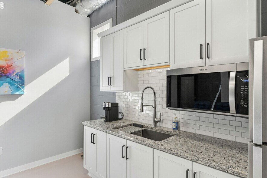 More Photos Of 117 S Main St, Hopewell Coworking Space