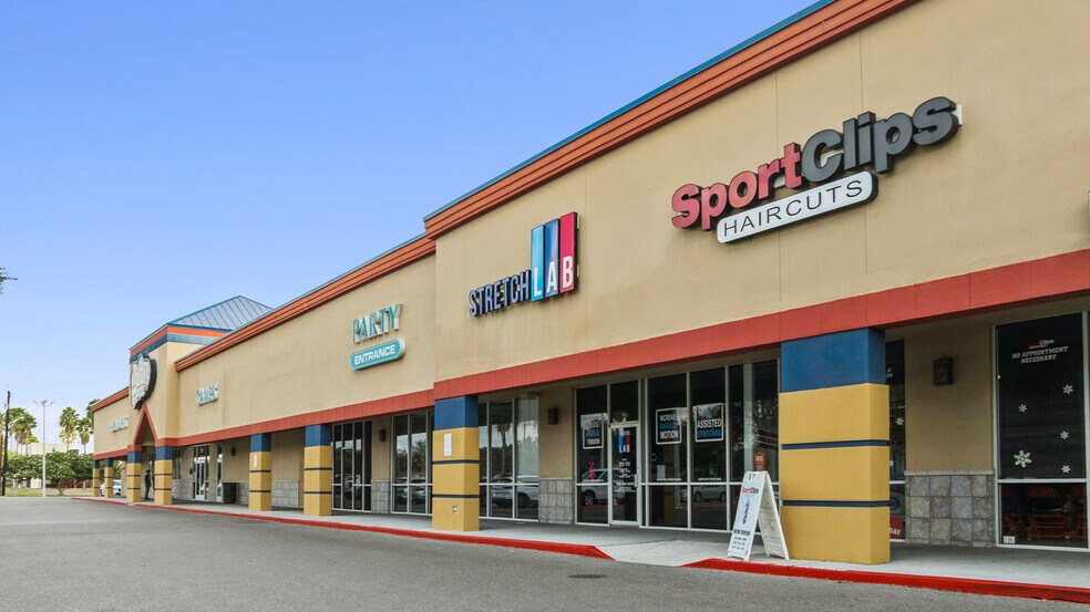 More Photos Of 4100 Col Rowe Blvd, McAllen Storefront For Sale