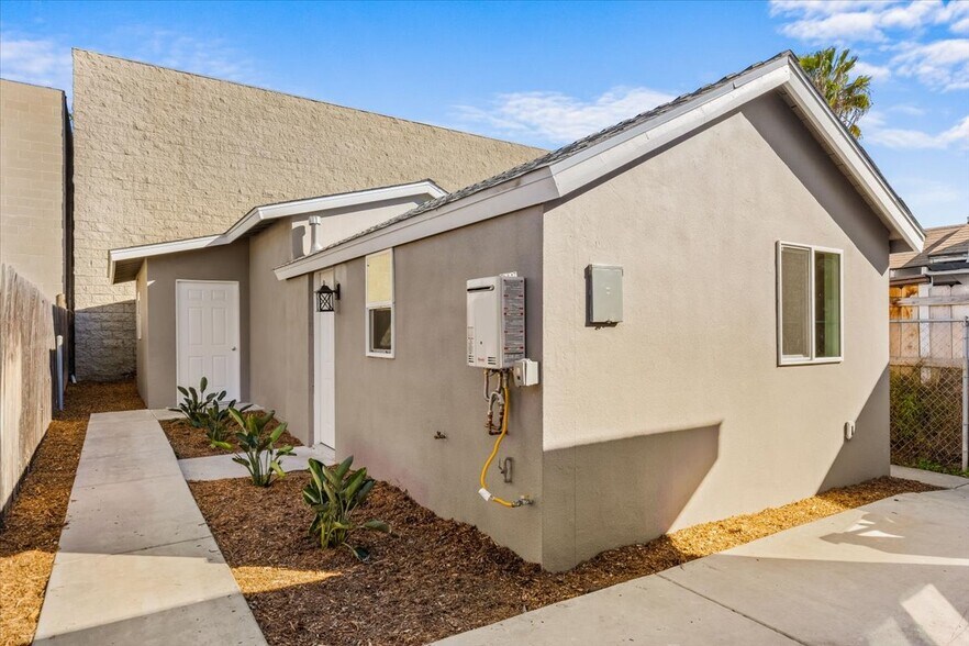 More Photos Of 1425 Coolidge Ave, National City Apartments For Sale