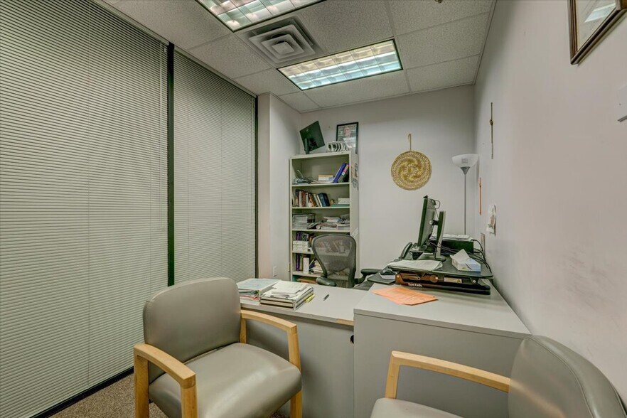 More Photos Of 2035 Mesquite Ave, Lake Havasu City Medical For Sale