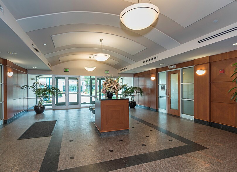 More Photos Of 8140 Corporate Dr, Baltimore Office For Lease