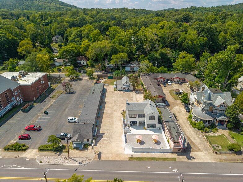 More Photos Of 741 Park Ave, Hot Springs Hotel For Sale