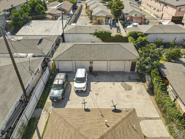 More Photos Of 3566 Mulford Ave, Lynwood Apartments For Sale