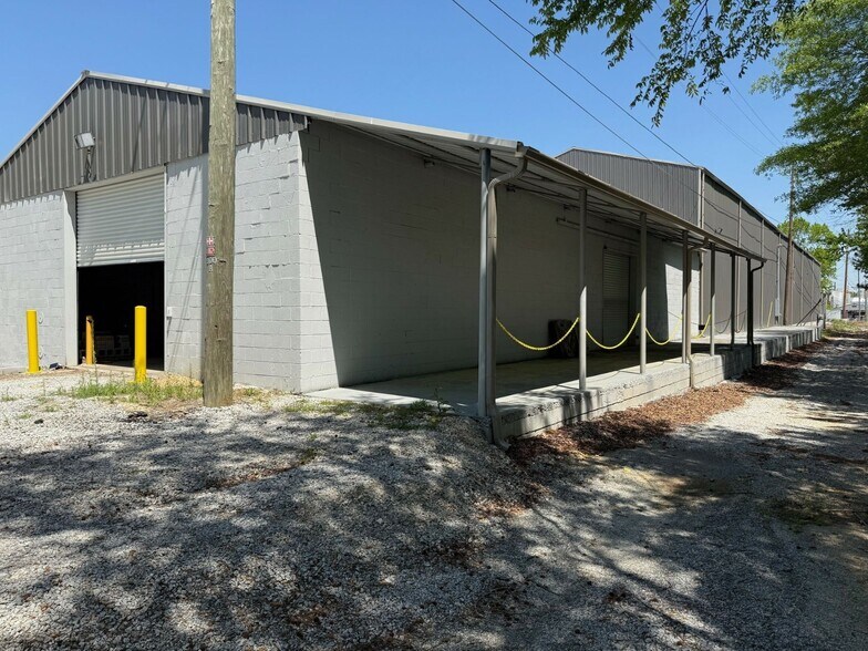 More Photos Of 8030 East Strickland St, Douglasville Truck Terminal For Sale