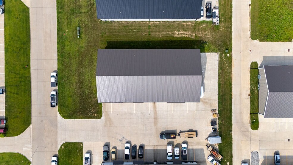 More Photos Of 200 Greenfield Dr, Tiffin Industrial For Sale