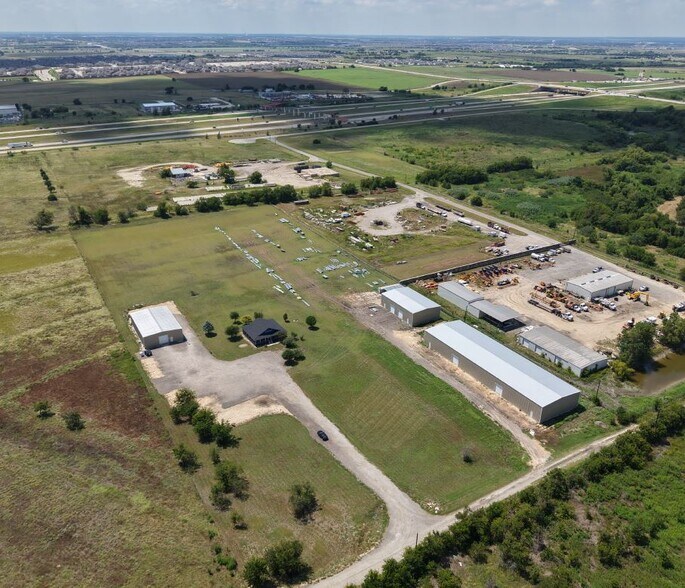 More Photos Of 601 Private Road 900, Hutto Unknown For Lease