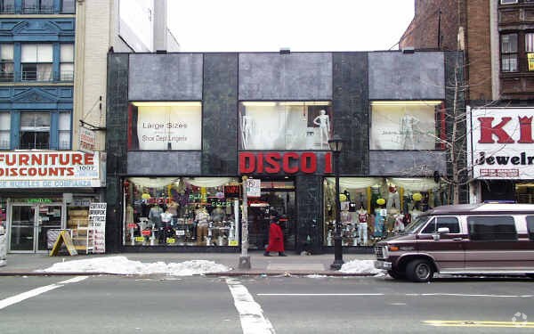Primary Photo Of 1011 Southern Blvd, Bronx Storefront For Lease
