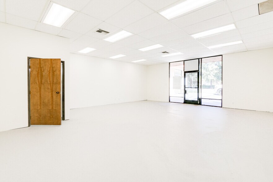 More Photos Of 1951 N Sequoia Ave, Simi Valley Unknown For Lease