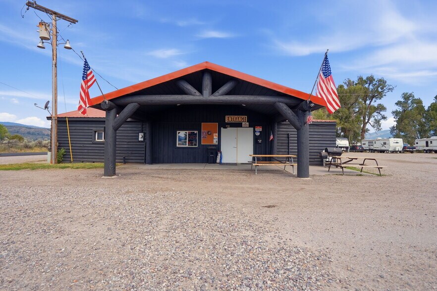 Primary Photo Of 3449 Swan Valley hwy, Irwin Bar For Sale