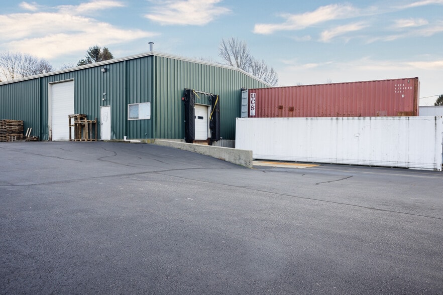 Primary Photo Of 1079 Aquidneck Ave, Middletown Industrial For Sale