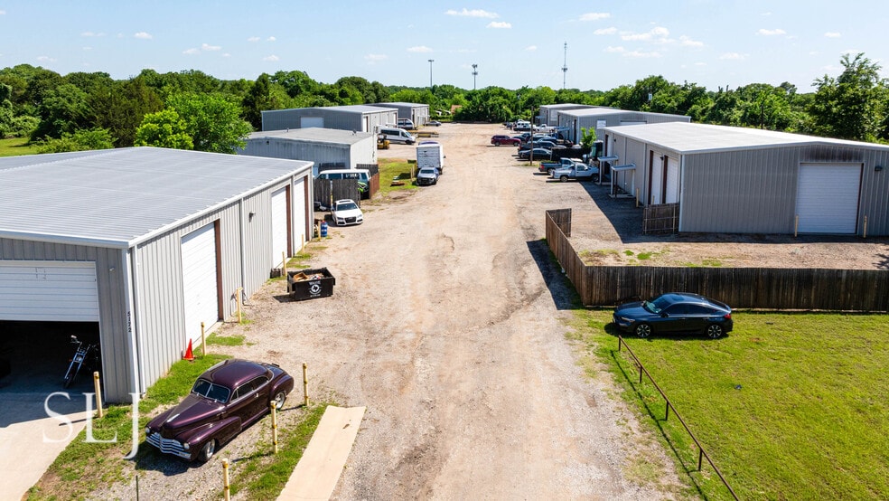 More Photos Of 5160-5172 Lemons Rd, Fort Worth Warehouse For Sale