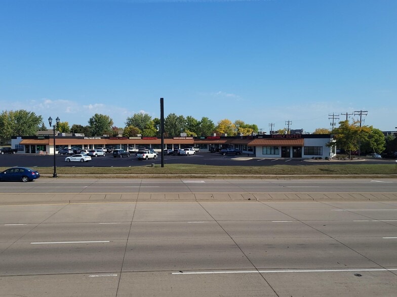 Primary Photo Of 400 NE Central Ave E, Saint Michael Restaurant For Lease