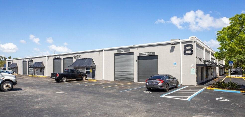 More Photos Of 3501-3531 NW 19th St, Fort Lauderdale Unknown For Lease