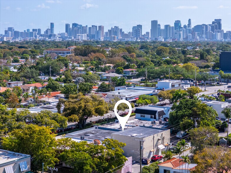 More Photos Of 2292 SW 22nd St, Miami Freestanding For Sale