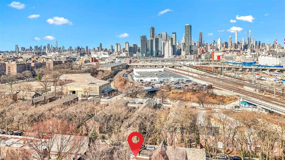 More Photos Of 3930 45th St, Sunnyside Apartments For Sale