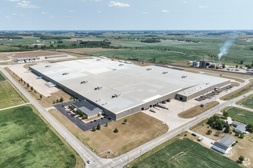 More Photos Of 1001 E Lutz Rd, Archbold Distribution For Sale