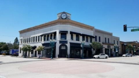 More Photos Of 201 N Citrus Ave, Covina Restaurant For Lease