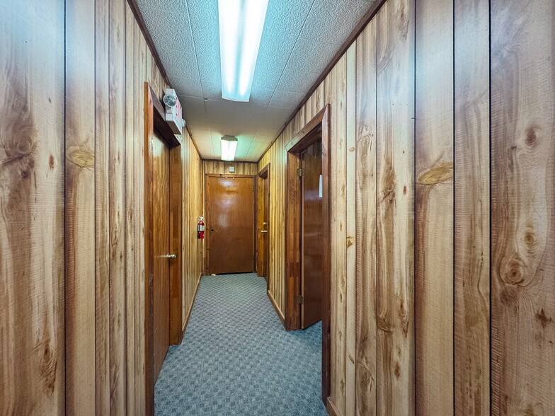 More Photos Of 7206 Elbert, Houston Industrial For Sale