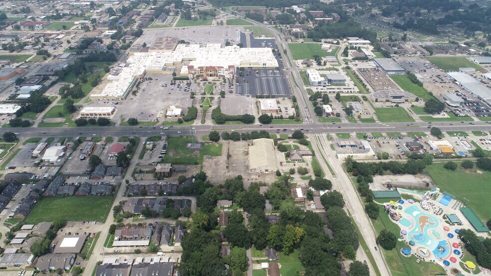 More Photos Of 7300 Florida Blvd, Baton Rouge Land For Sale