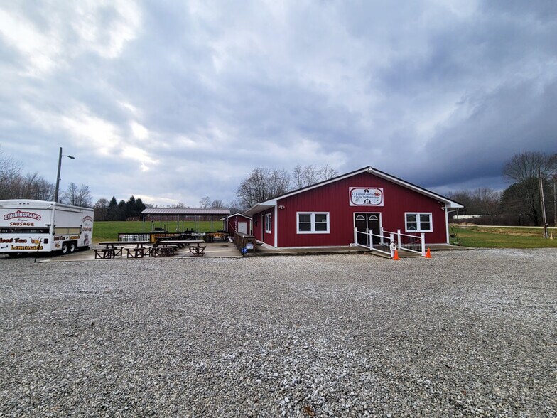 More Photos Of 7517 Pymatuning Lake Rd, Williamsfield General Retail For Sale