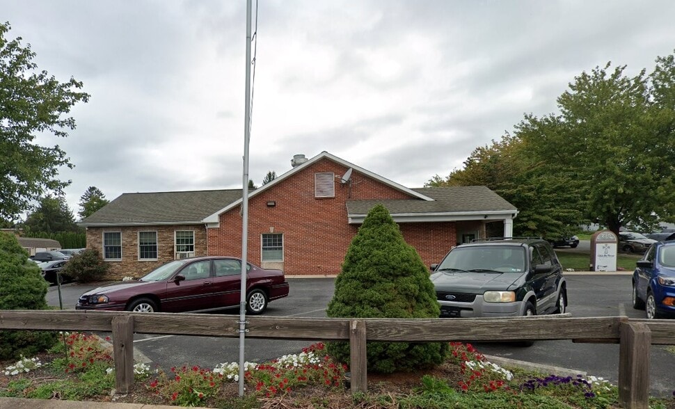 Primary Photo Of 250 N 7th St, Columbia Specialty For Sale