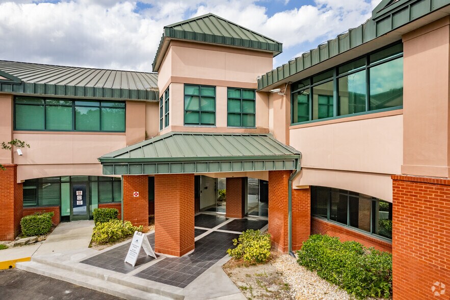 More Photos Of 1551 Sandspur Rd, Maitland Office For Lease