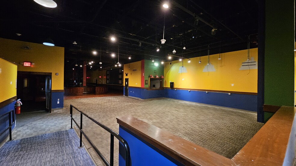 More Photos Of 53 High St, Nashua Freestanding For Lease