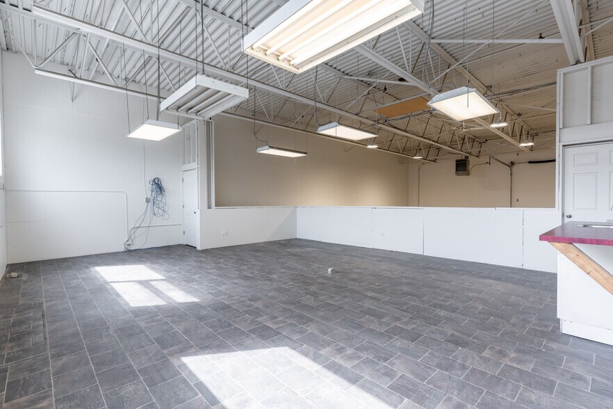 More Photos Of 9785 192nd St, Surrey Warehouse For Sale