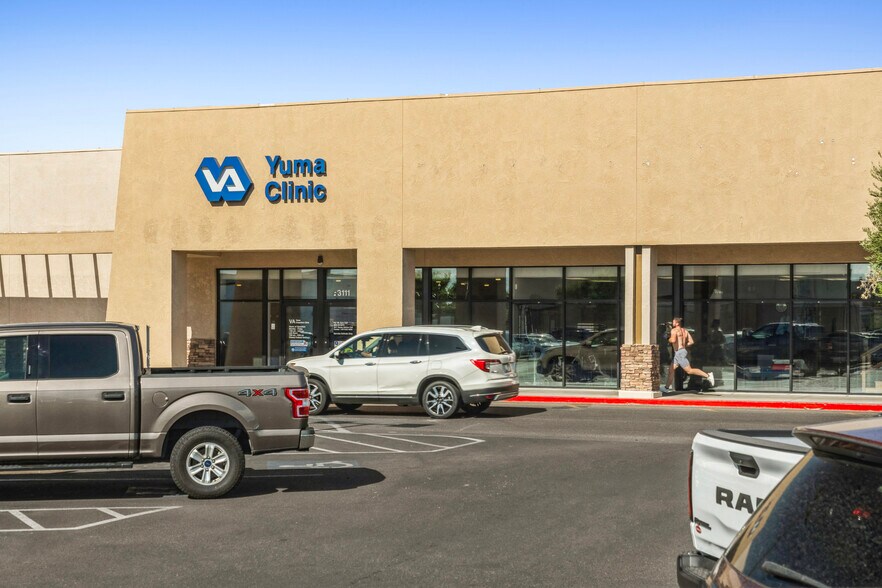 More Photos Of 3105-3121 S 4th Ave, Yuma Storefront For Sale