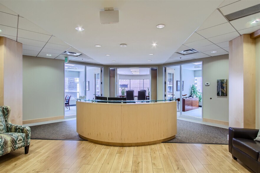 More Photos Of 1800 Glenarm Pl, Denver Office For Lease