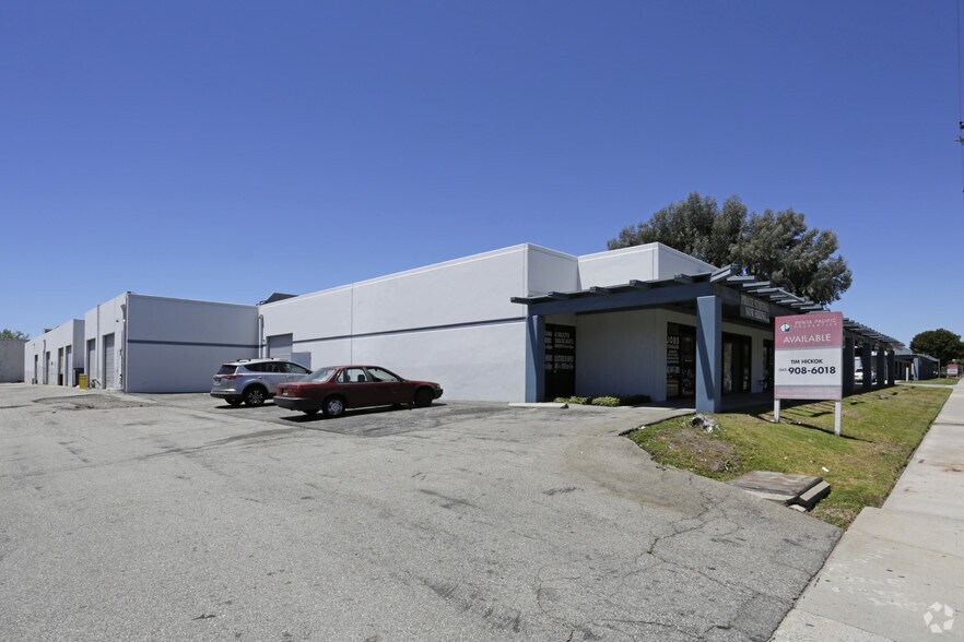More Photos Of 13128-13140 Telegraph Rd, Santa Fe Springs Warehouse For Lease