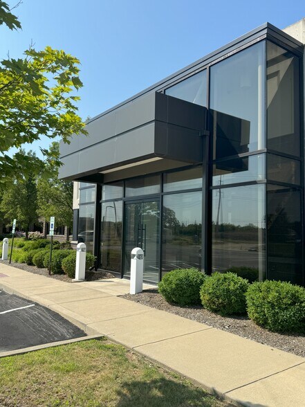 More Photos Of 3 Hemisphere Way, Bedford Office For Sale