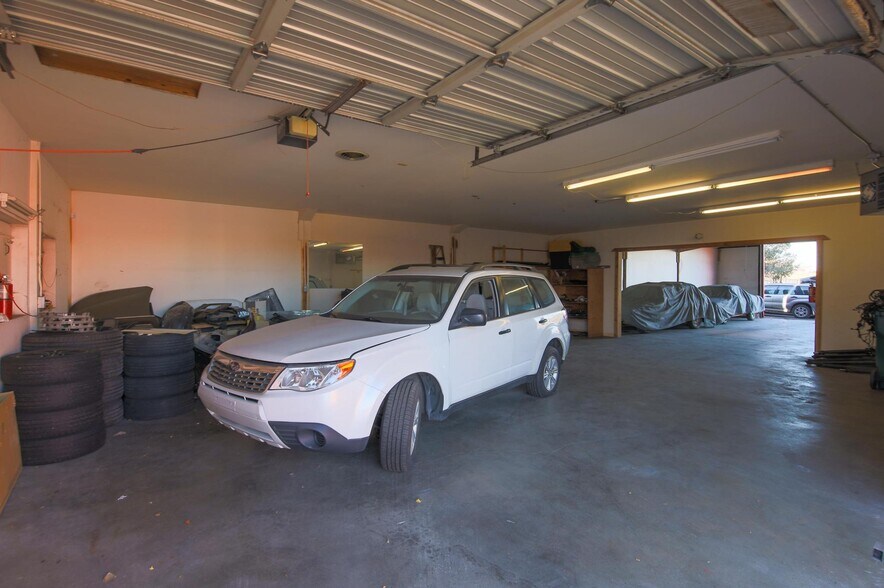 More Photos Of 260 S Potomac St, Aurora General Retail For Sale