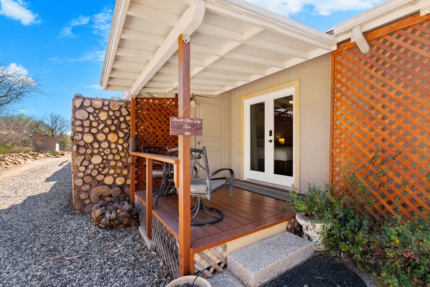 More Photos Of 10580 E Swinging Bridge Ln, Cornville Specialty For Sale