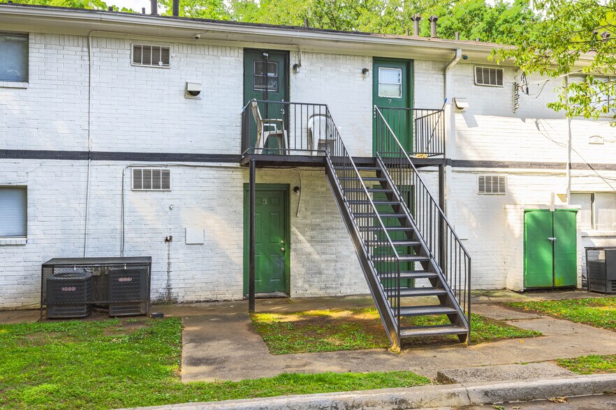 More Photos Of 1944 Dunlap Ave, East Point Multifamily For Sale