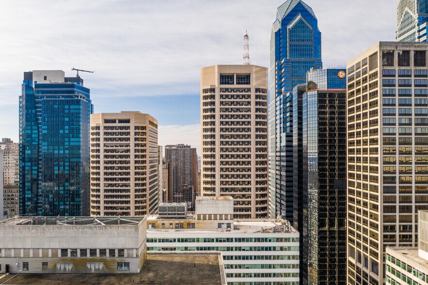 More Photos Of 1500 Market St, Philadelphia Office For Lease