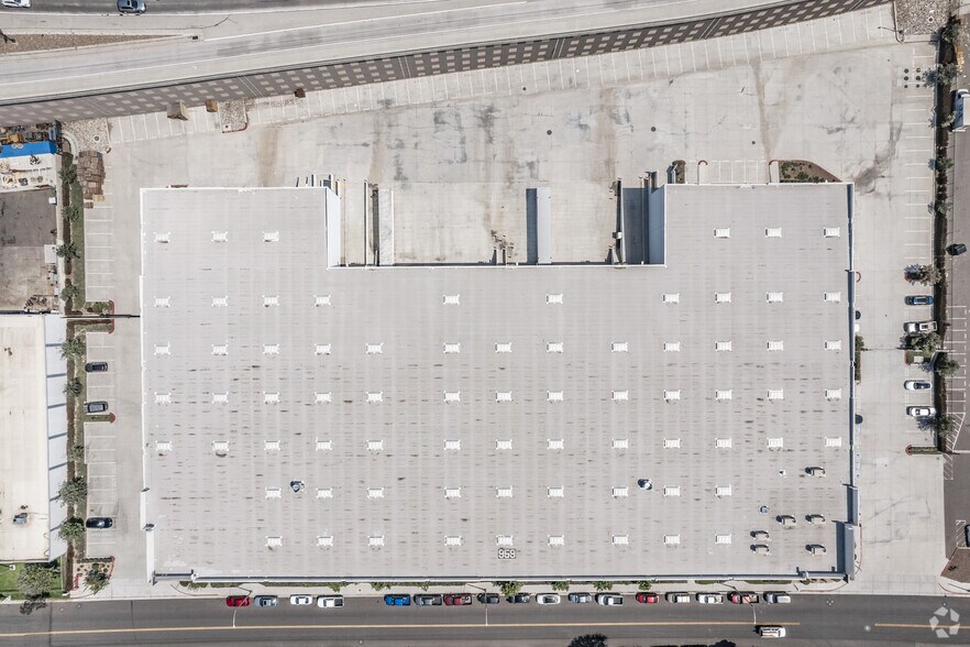 More Photos Of 959 E 3rd St, Corona Industrial For Sale