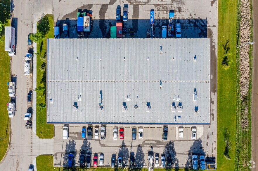 More Photos Of 5555 51st Ave SE, Calgary Warehouse For Sale