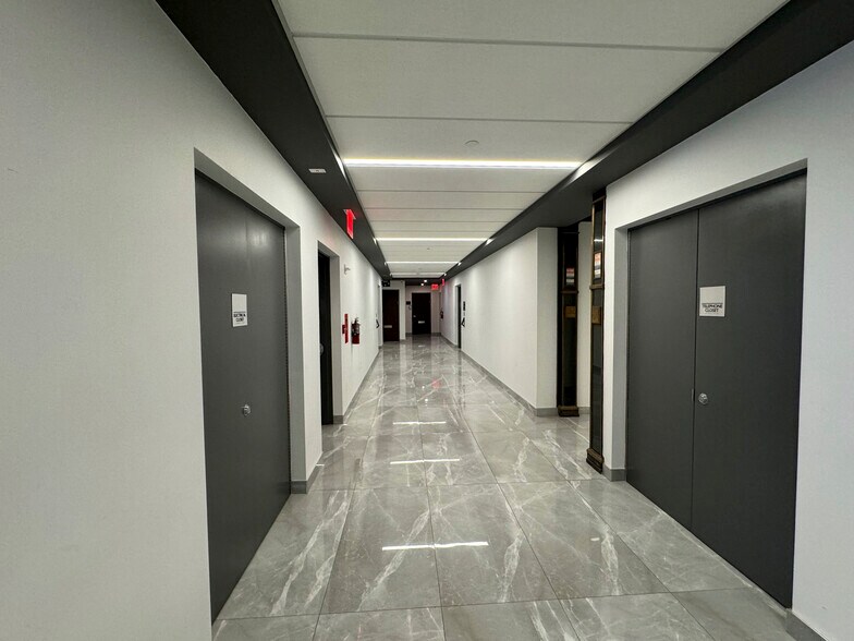 More Photos Of 225 Broadway, New York Office For Lease