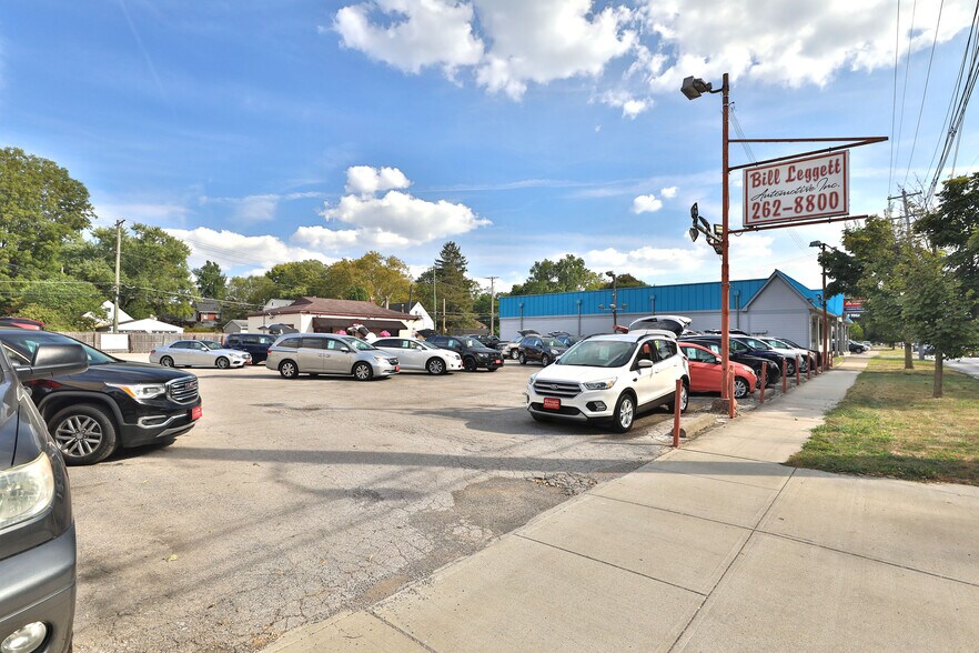 More Photos Of 4760-4764 N High St, Columbus Storefront Retail Residential For Sale