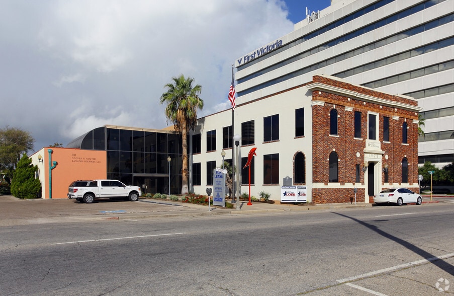 More Photos Of 921 N Chaparral St, Corpus Christi Office For Lease
