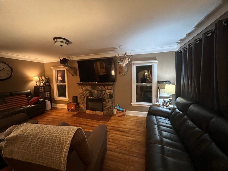 More Photos Of 259 S Lake Pleasant Rd, Attica Apartments For Sale