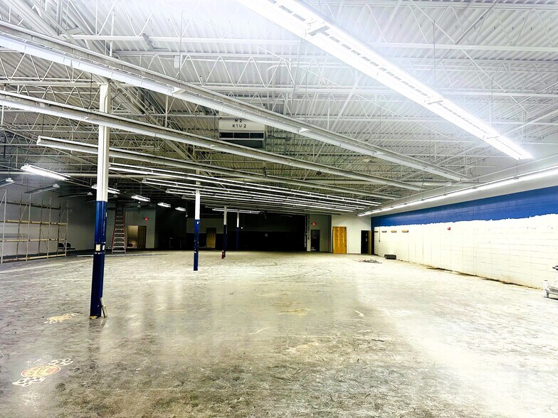 More Photos Of 59 New State Hwy, Raynham Department Store For Lease