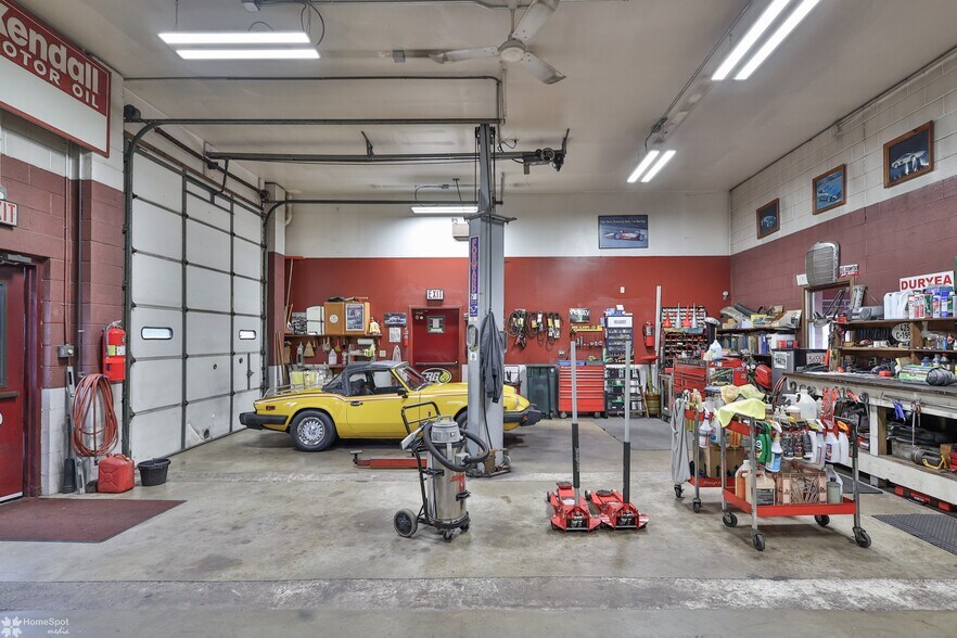 More Photos Of 15524 Kutztown Rd, Kutztown Auto Dealership For Sale