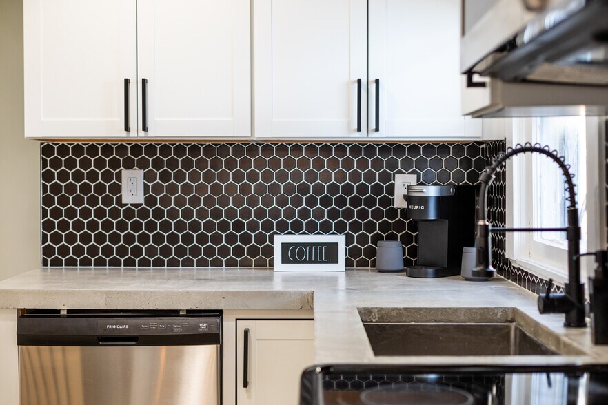 More Photos Of 517 S J St, Lake Worth Beach Apartments For Sale