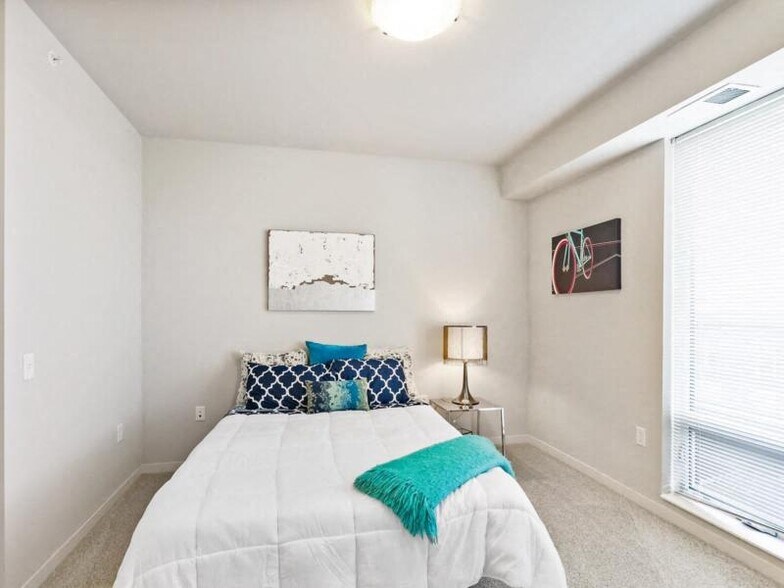 More Photos Of 2922 Aldrich Ave S, Minneapolis Apartments For Lease